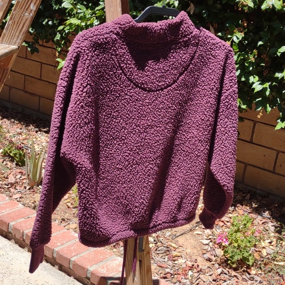 Hippy Rose Teddy Bear Mock Neck Sweatshirt M - Picture 5 of 6